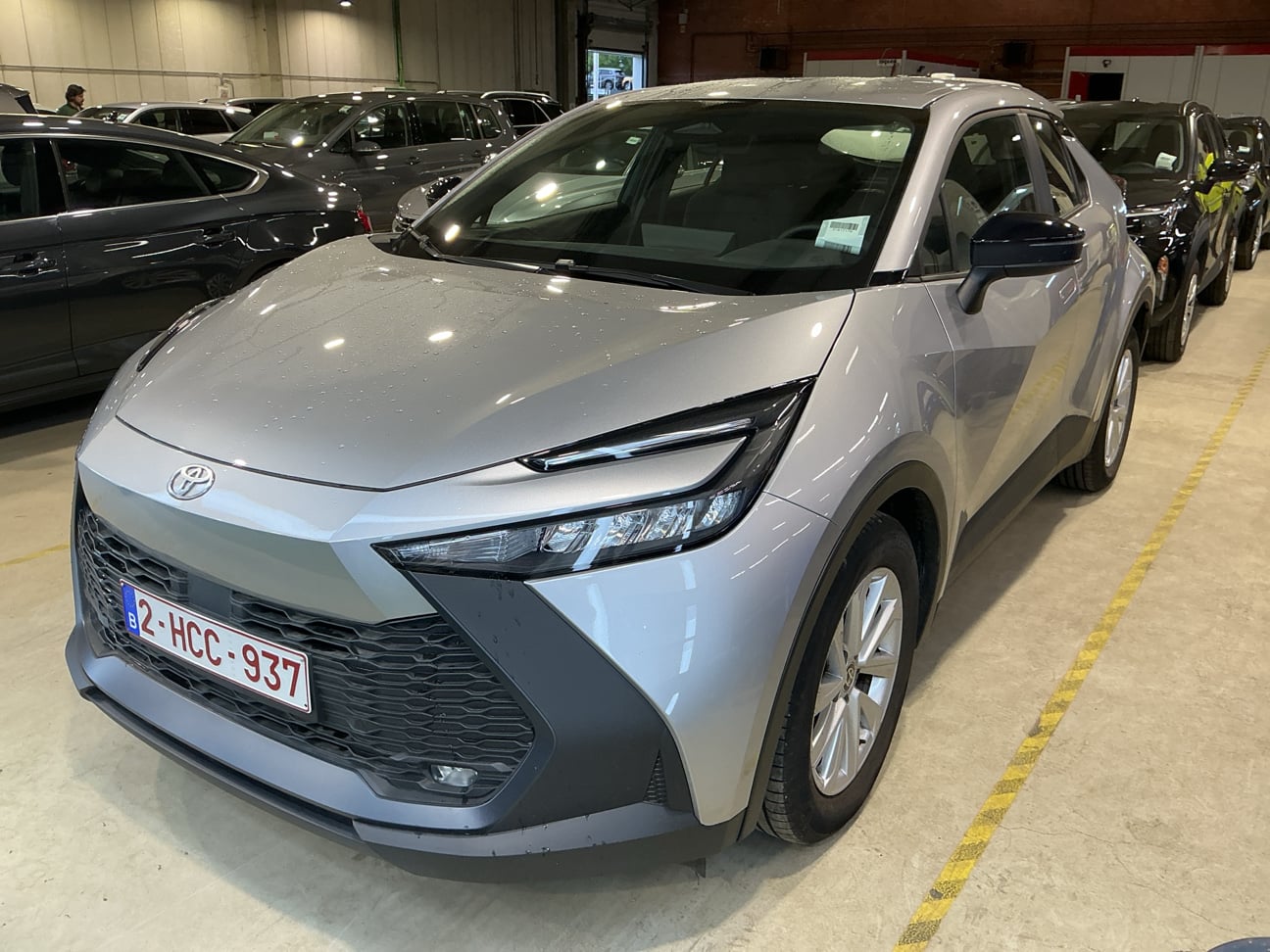 Toyota C-HR SUV 1.8L Hybrid Dynamic