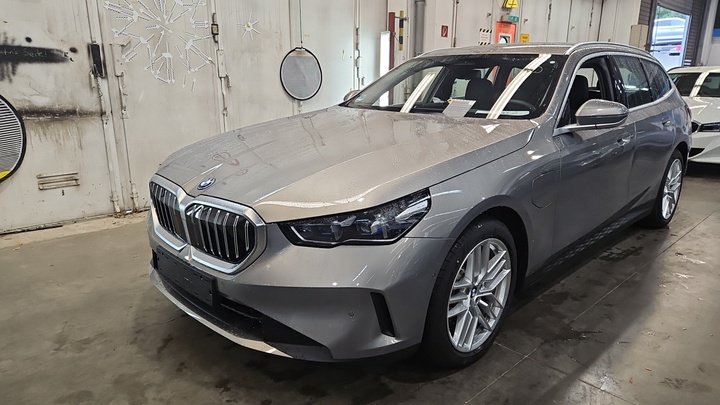 BMW 5er-Reihe 530e Touring A