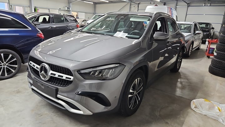 Mercedes-Benz GLA GLA 180 d DCT