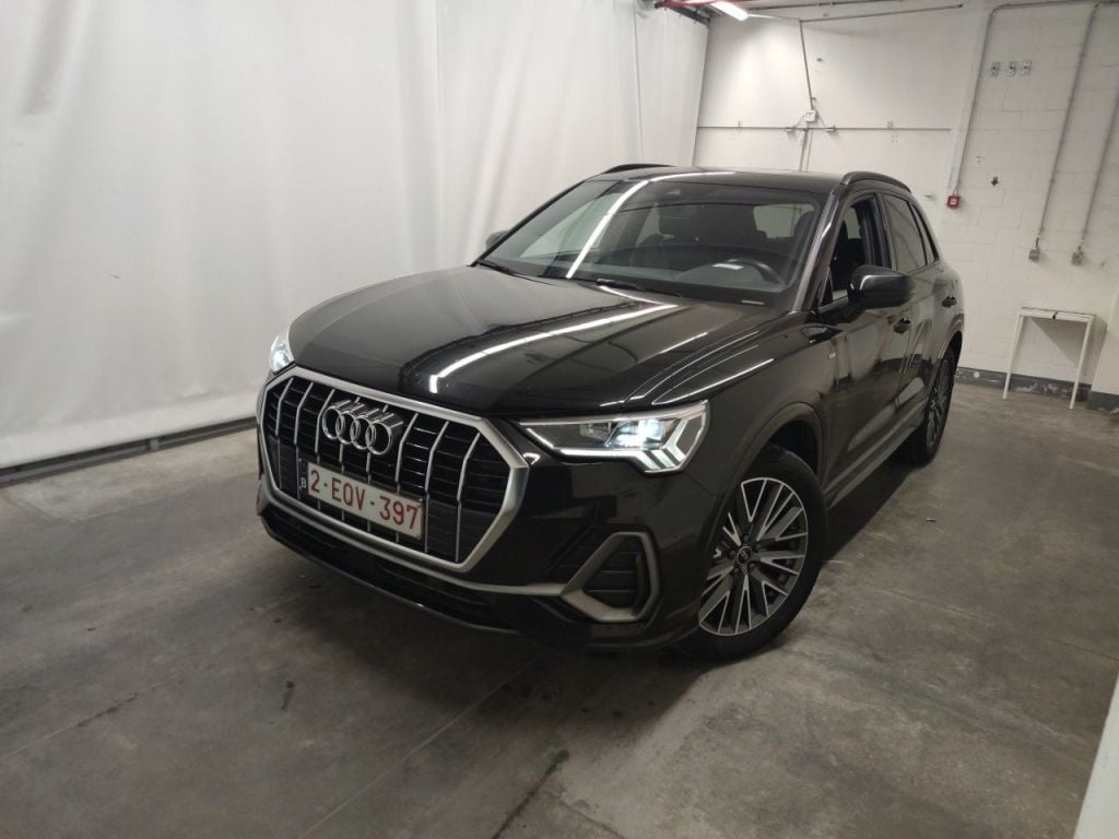 Audi Q3 35 TFSI S tronic Sport Edition 5d