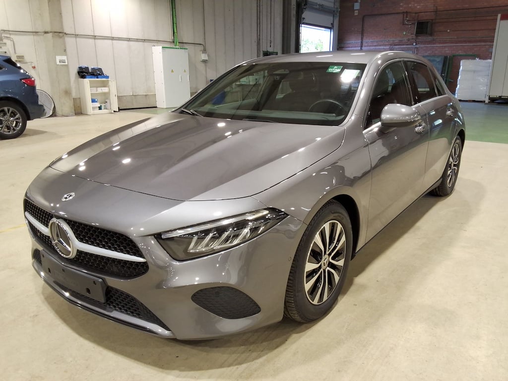 MERCEDES-BENZ A-CLASS 2.0 A 180 D BUSINESS LINE DCT