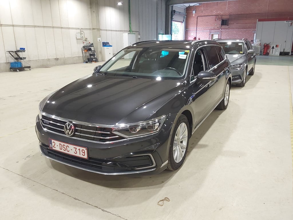 VOLKSWAGEN PASSAT VARIANT 1.4 TSI MSQ VARIANT GTE BUSINESS