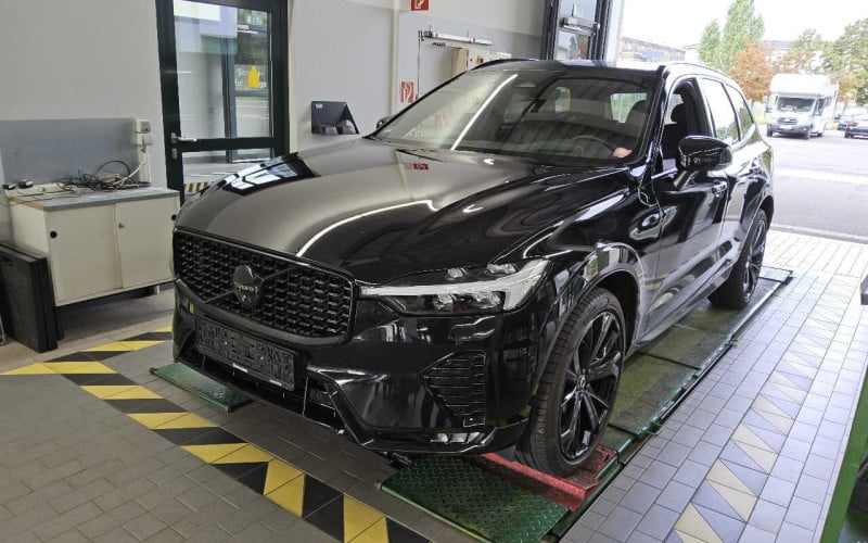 Volvo XC60 (03.2017->) DE - SUV5 B5 (Benzin) AWD EU6d, Ultra Black Edition Mild-Hybrid, (Facelift) 2023