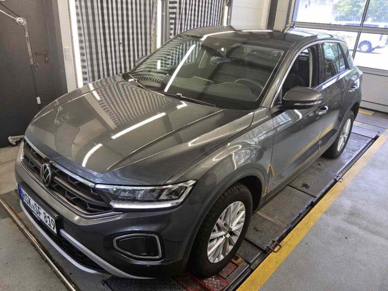 Volkswagen T-Roc (D11)(12.2021->2025) DE - SUV5 1.0 TSI EU6d, (Facelift) 2022 - 2024
