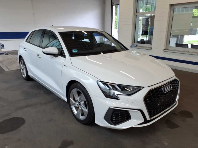 Audi A3 Sportback (8YA)(03.2020->) DE - LimS5 30 1.0 TFSI EU6d, S line, 2020 - 2024