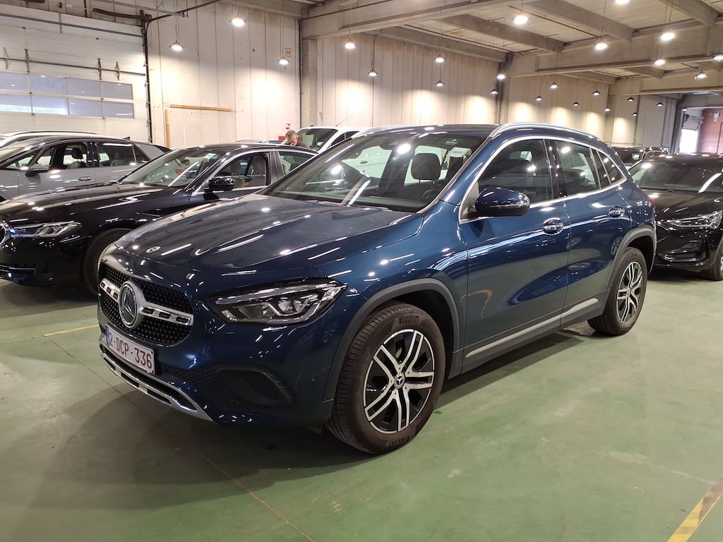 MERCEDES-BENZ GLA 1.3 GLA 250 E DCT LUXURY LINE