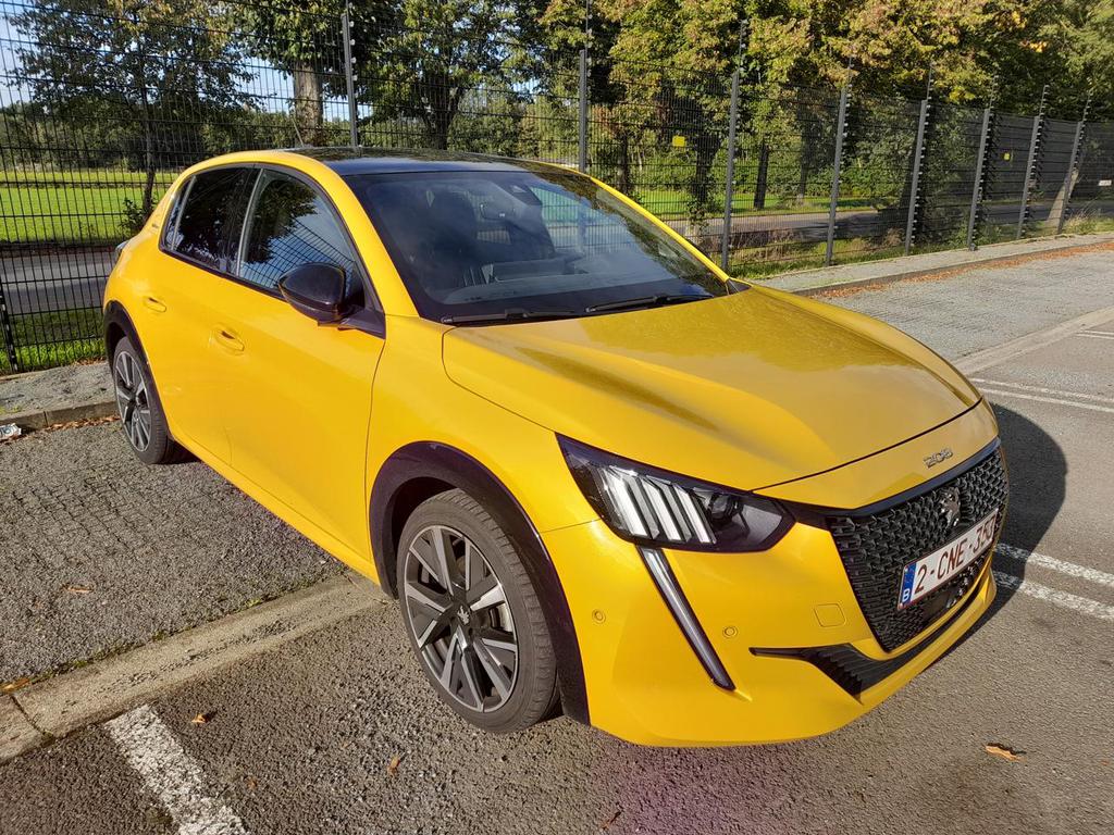 PEUGEOT 208 1.2i PureTech GT Line (EU6.3)