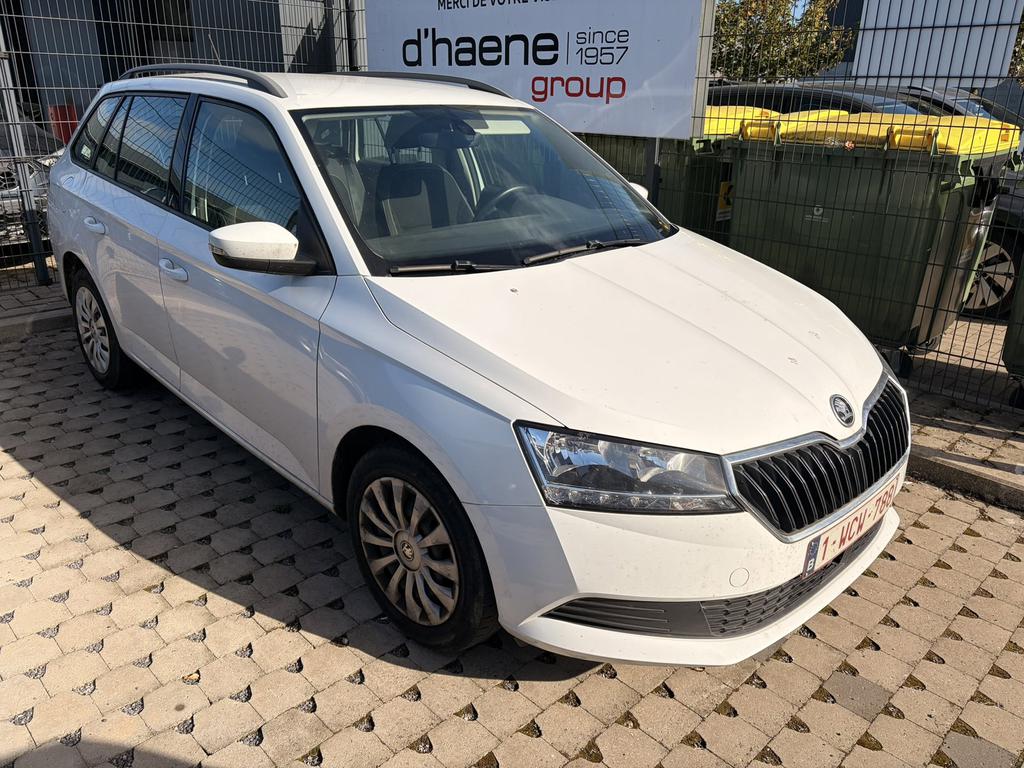 SKODA Fabia Combi Ambition 1,0 MPI 55 kW 5-speed mech.