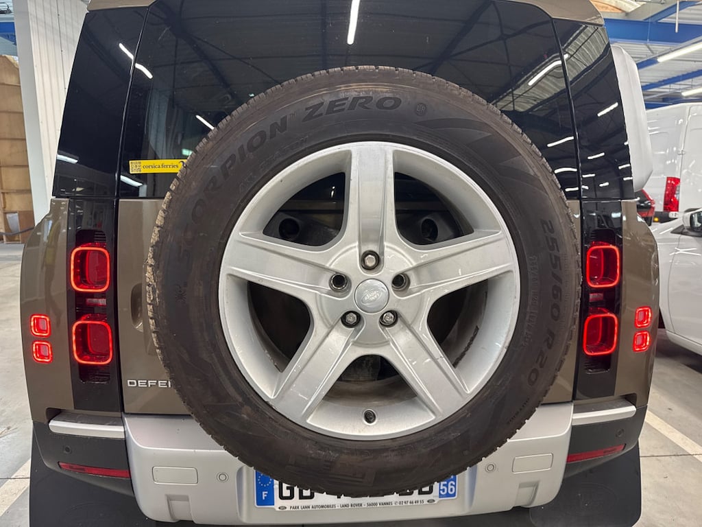 LAND ROVER DEFENDER Defender 110 2.0 P400e SE