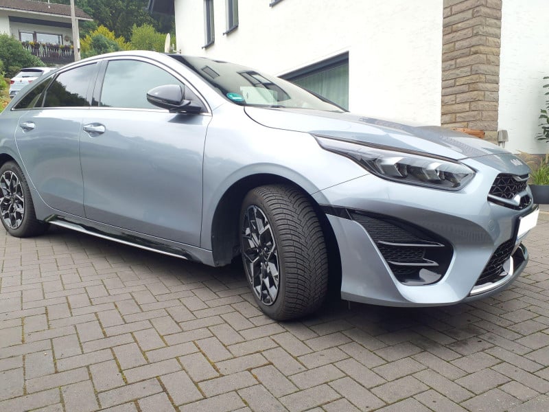 Kia ProCeed