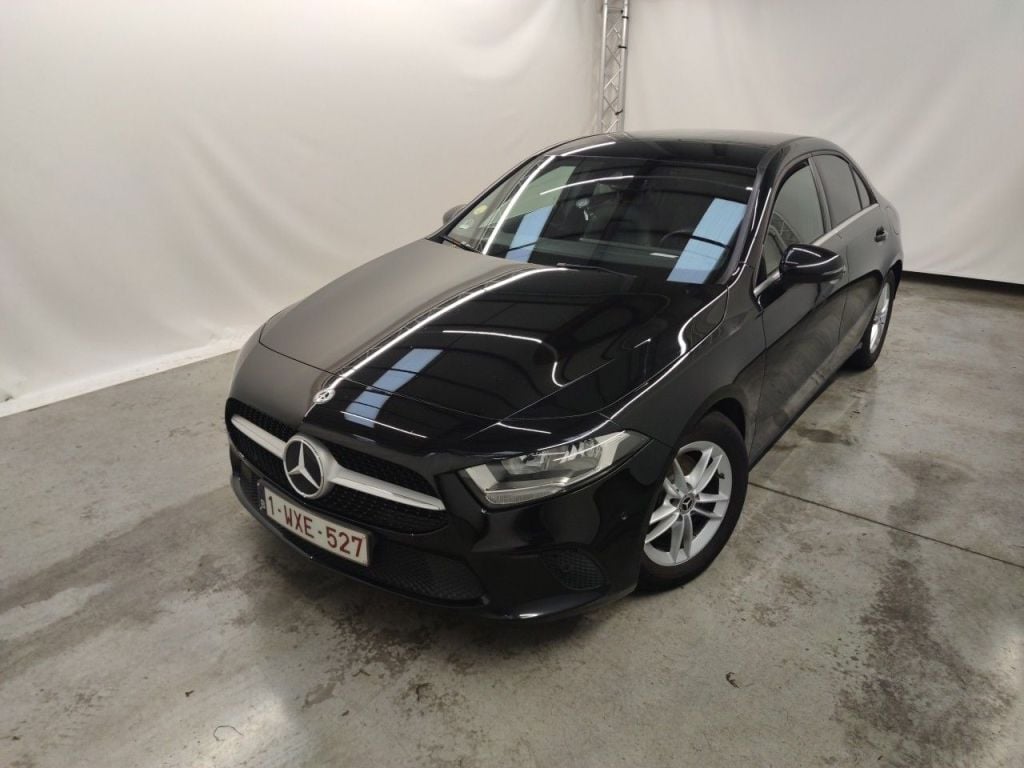 Mercedes-Benz A-Klasse Limousine A 180 d DCT Business Solution 4d