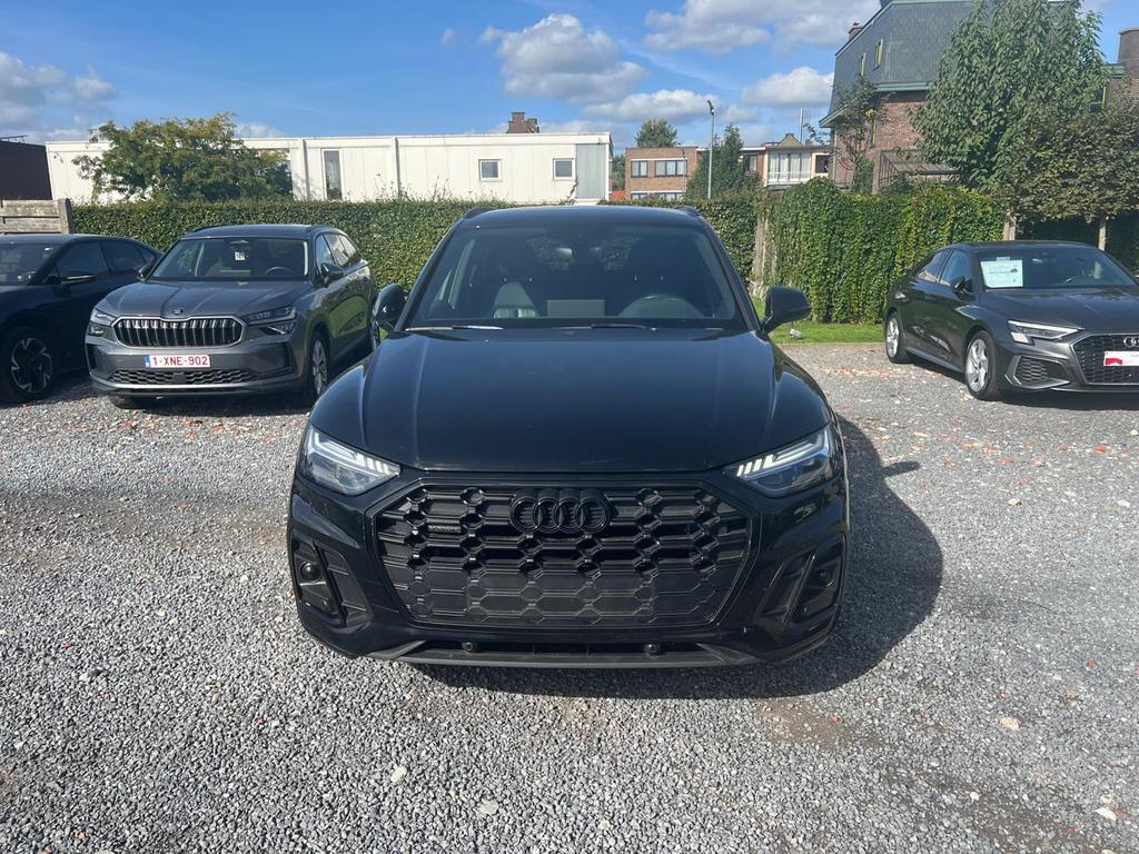 AUDI Q5 Dsl 40 TDi Quattro Business Edition S line S tronic