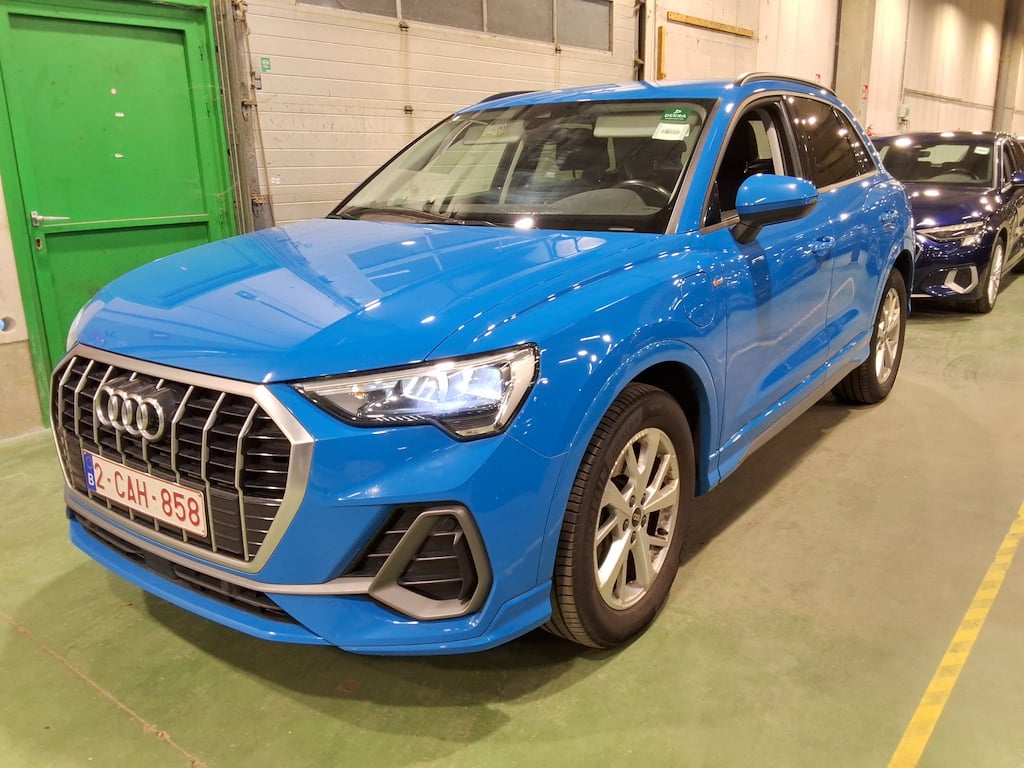 AUDI Q3 1.4 45 TFSI E S TRONIC S LINE