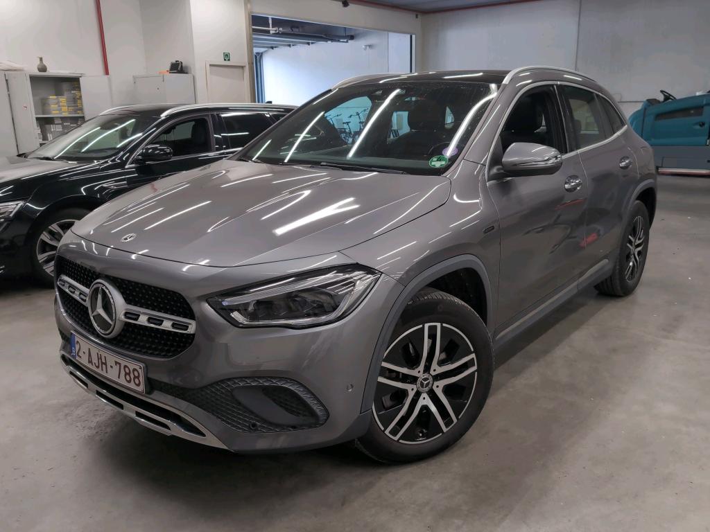 MERCEDES - MER GLA 250e 218PK DCT Business Solution Pack Plus & Towing Hook With ESP * HYBRID *