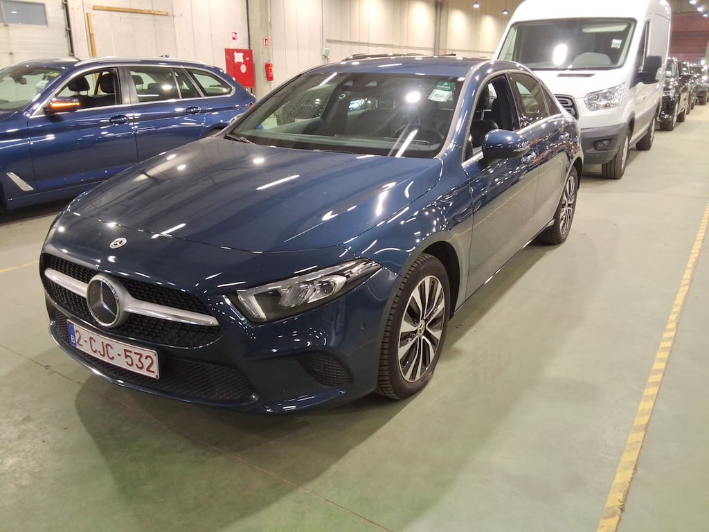 MERCEDES-BENZ A-CLASS LIMOUSINE 1.3 A 250 E BUSINESS LINE DCT