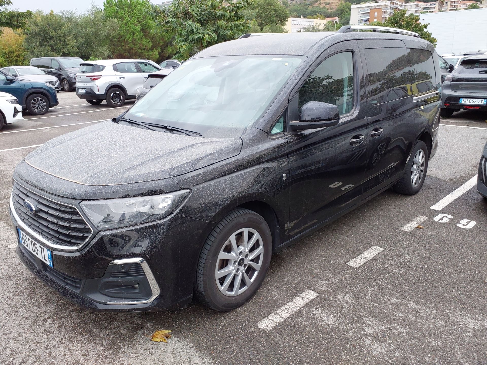 FORD Grand FORD Grand Tourneo 2,0 ECOBLUE 102 CV BVM TITANIUM Titanium