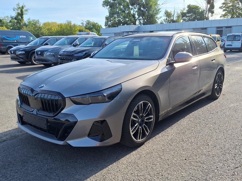 MT BMW 520i Touring 208PS M Sportpaket Pro Head Up AHK Pano