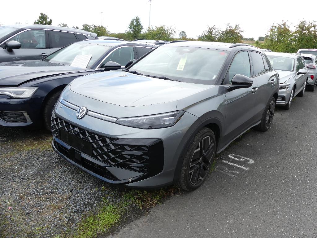 T-Roc 1,5 eTSI 150PS DSG R-Line "Black Style"AHK Panoramadach AG 2J./80.000 km
