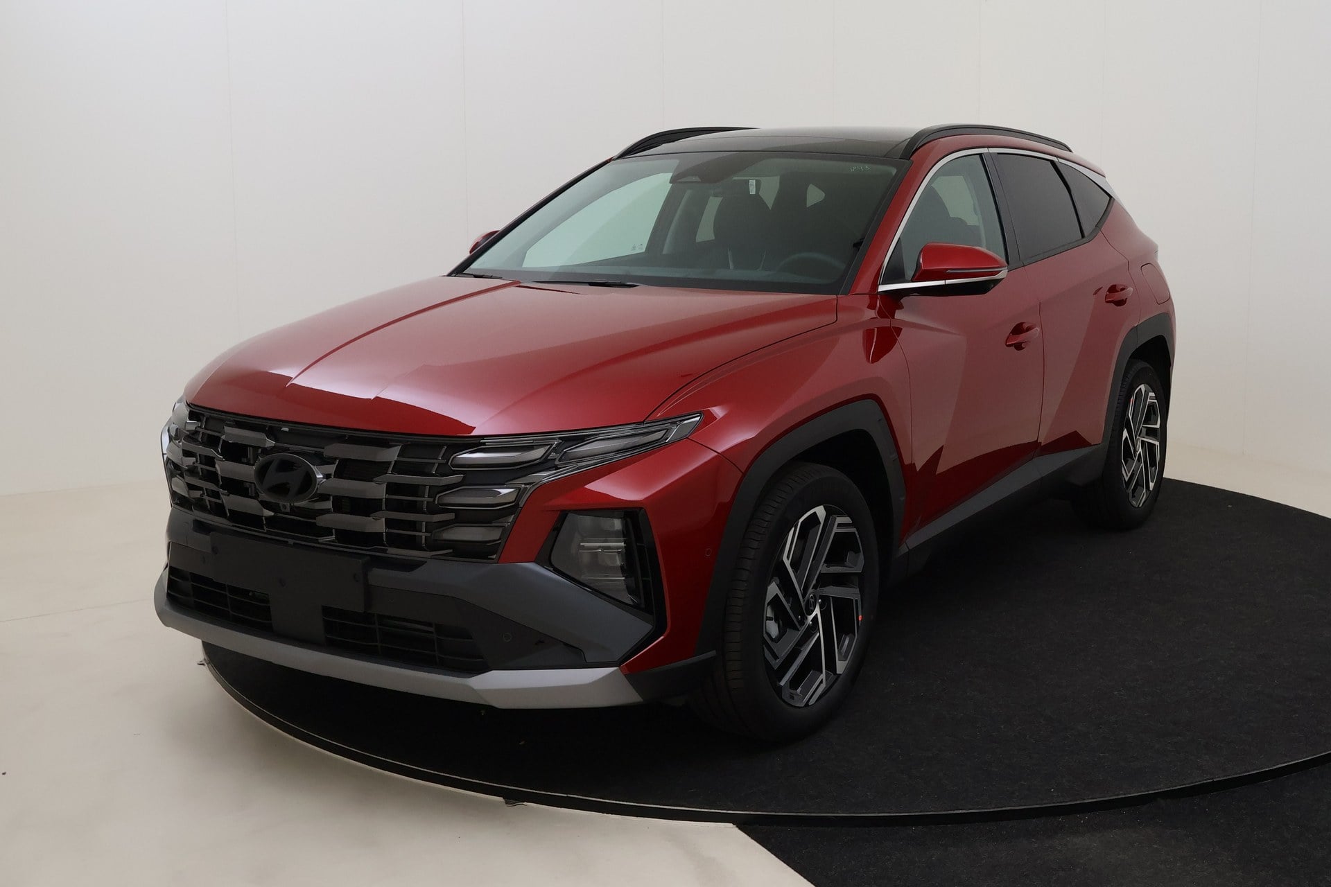 Hyundai Tucson Shine Sensation 1.6 T-GDi HEV 239 hp 6AT 4WD