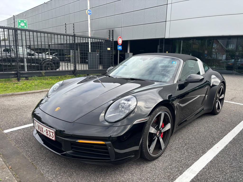 PORSCHE 911 Carrera 4S Targa (MY21)