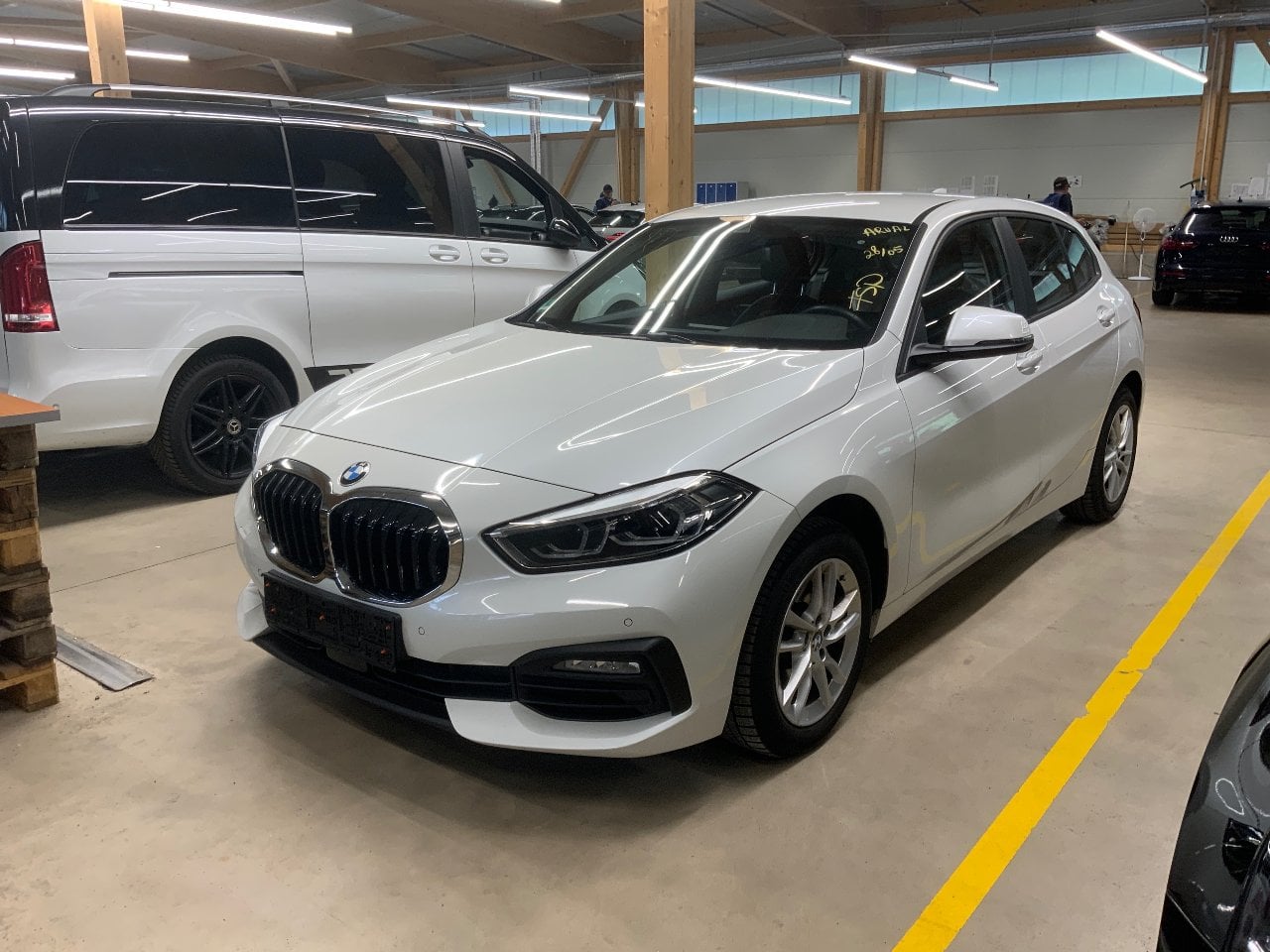 Baureihe 1 Lim. 116 d Advantage 1.5 85KW AT7 E6d