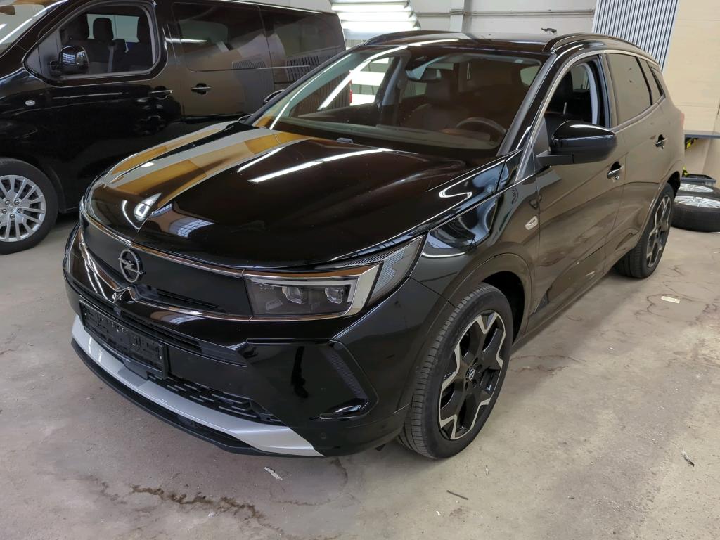 Grandland Elegance 1.5 96KW AT8 6E