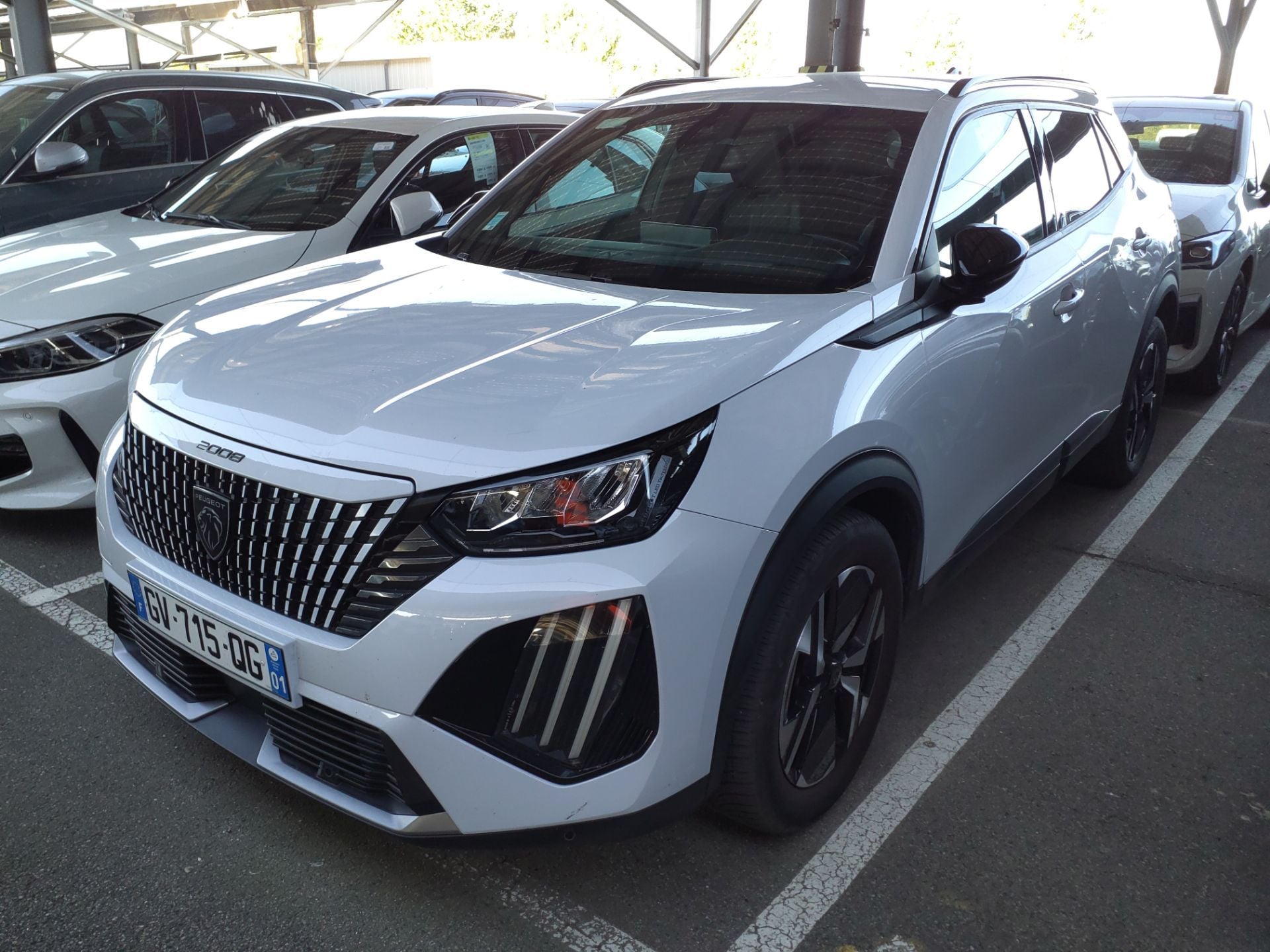 PEUGEOT 2008 PEUGEOT 2008 1.2 puretech 100 allure BVM6