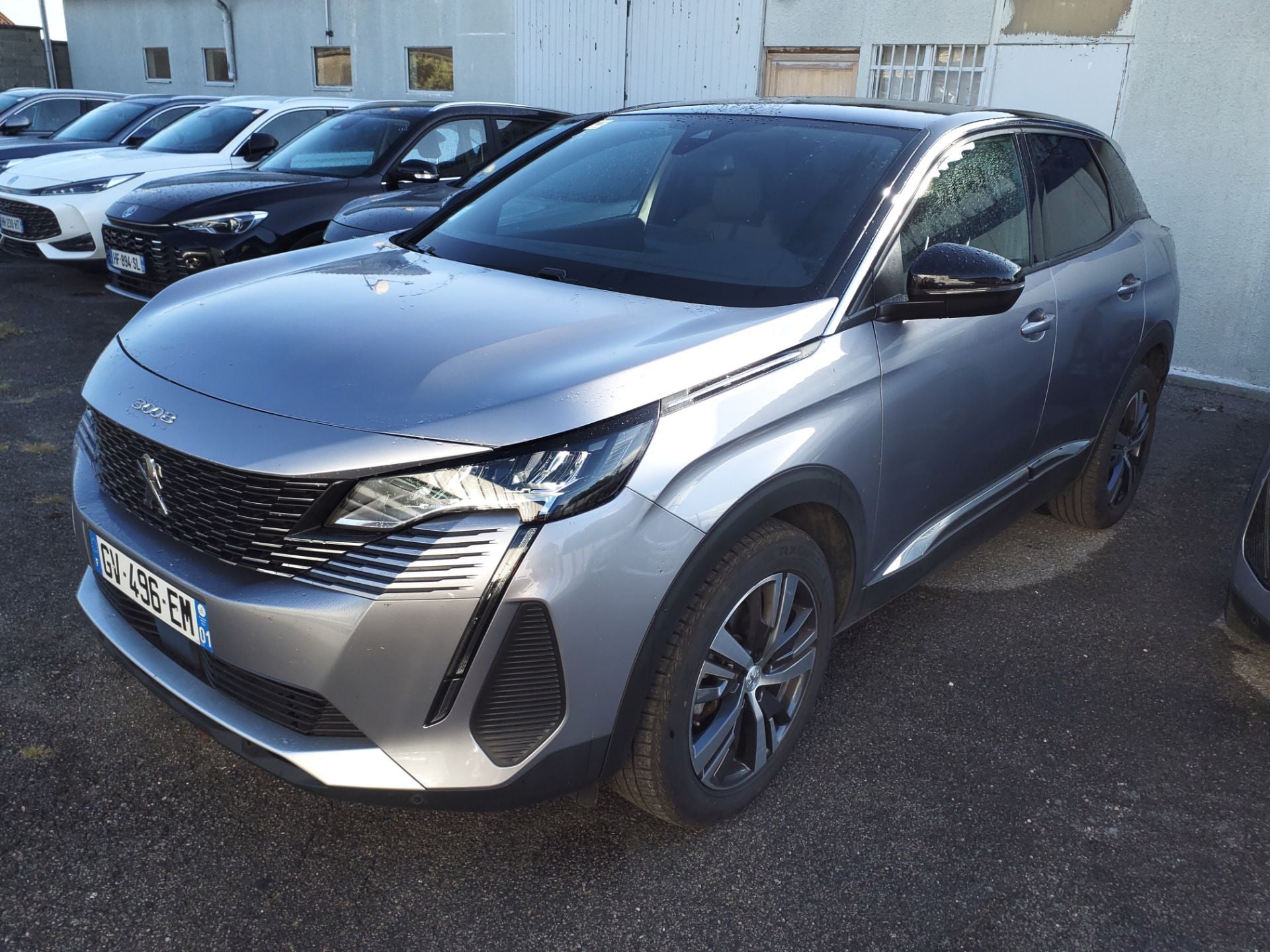 PEUGEOT 3008 PEUGEOT 3008 HYBRID 136 eDSC6 Pack HYBRID 136 EAT ALLURE PACK HAYON MOTORISE + PACK CITY1+ SIEGE CHAUFFANT