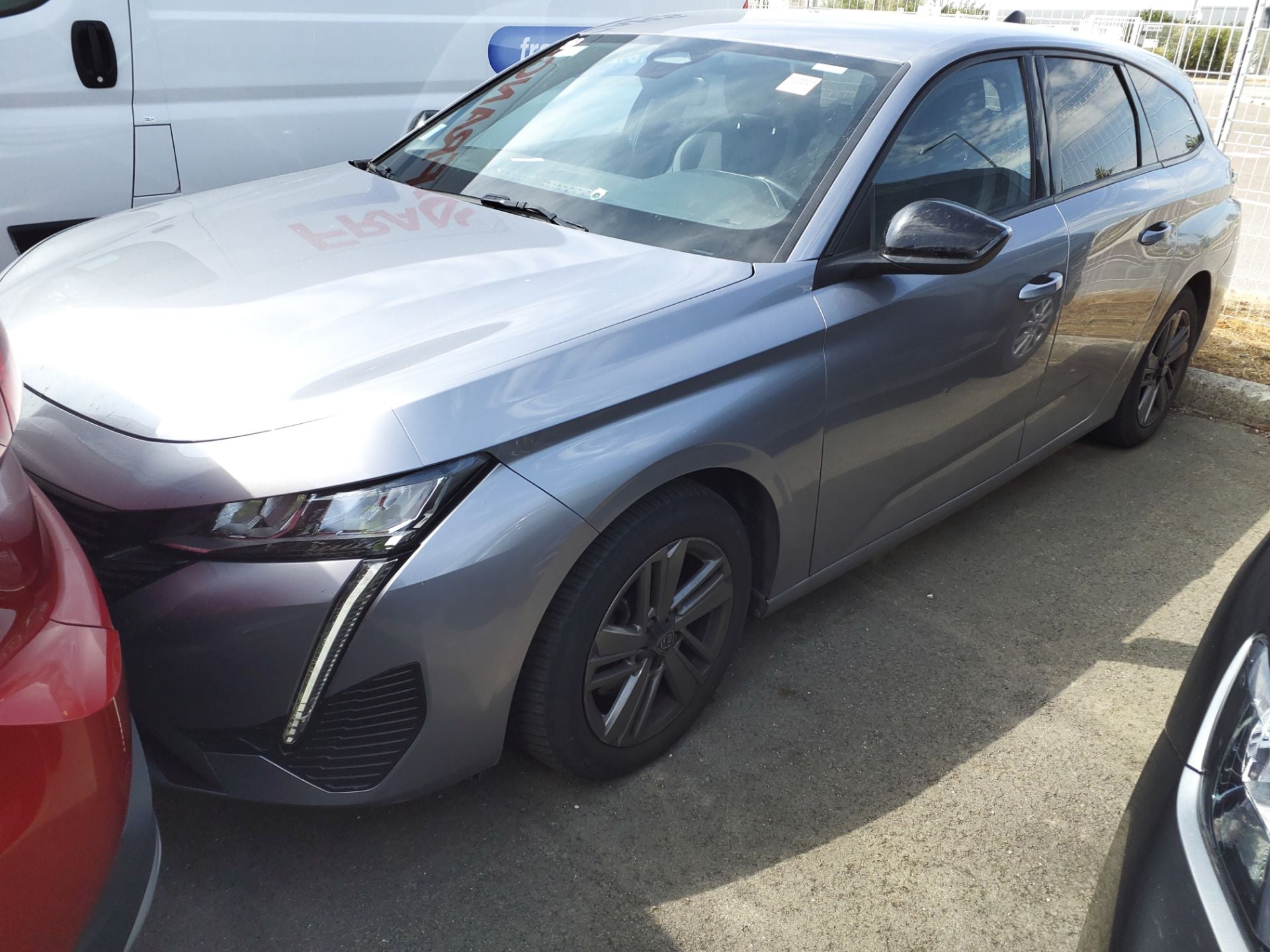 PEUGEOT 308 PEUGEOT 308 SW 1.2 1.2 PURETECH 130 BVM ALLURE