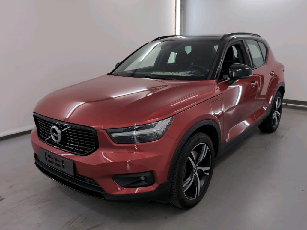 VOLVO XC40 1.5 T5 TE PHEV R-Design DCT STOCK