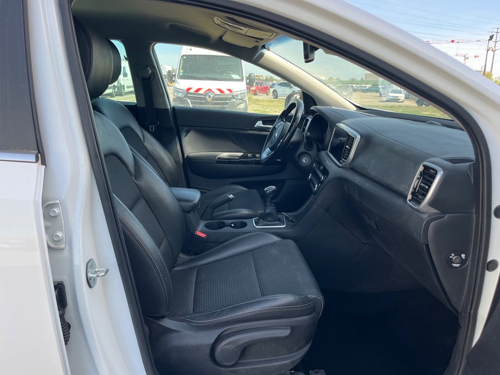 KIA SPORTAGE Sportage 1.6 CRDi 136ch MHEV Black Edition Business 4x2