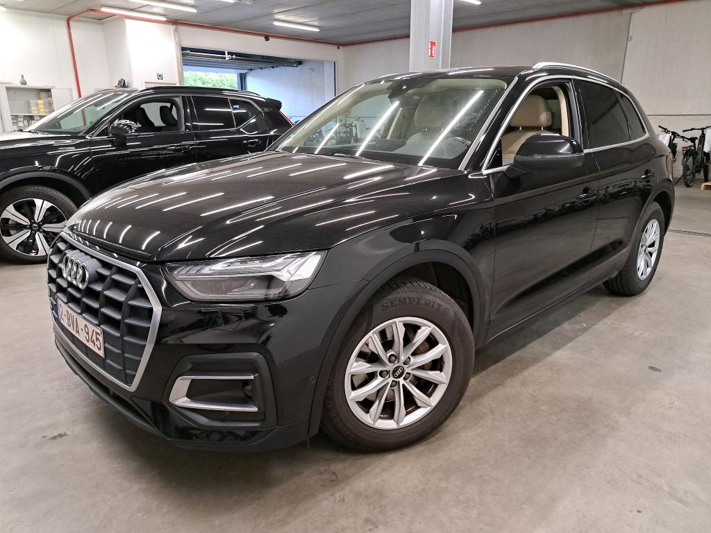 AUDI - AUD Q5 30 TDI 136PK S-Tronic Business Edition Attraction & Pak Platinum & Matrix LED & Parking Assistant With Sensors Front & Rear & Rear Camera
