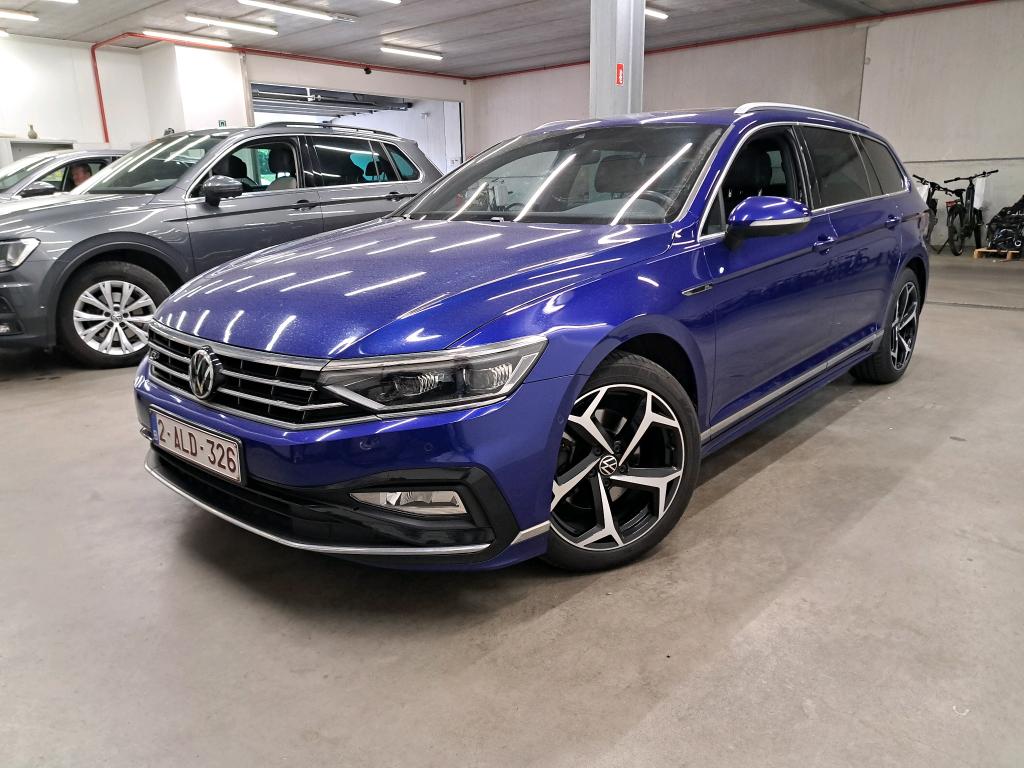 VOLKSWAGEN - VW PASSAT VARIANT TSI OPF 150PK DSG7 Elegance Business R-Line Pack Adventure With Nappa Leather & Travel & Towing Hook & Area View & Pano Roof * PETROL *