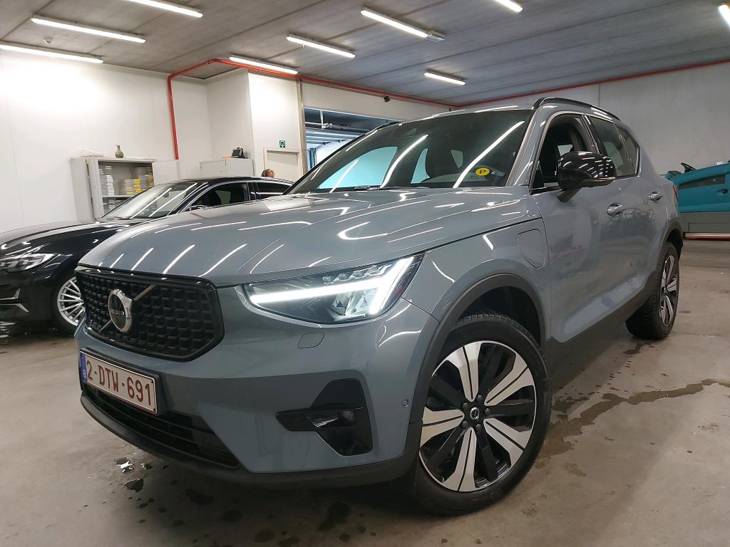 VOLVO - VOL XC40 T5 PHEV 261PK Ultimate Dark Design & Driving Assistant Pack & 360 Camera Pack & Semi Auto Foldable Towing Hook * HYBRID *