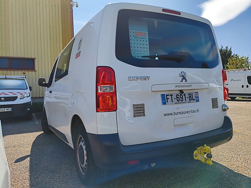 PEUGEOT EXPERT Expert Fg Standard 2.0 BlueHDi 120ch S&S Cabine Approfondie Repliable Pro