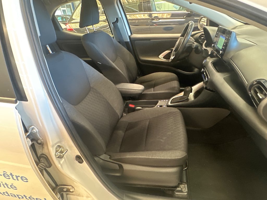TOYOTA YARIS HYBRID Yaris 116h Dynamic Business 5p + Programme Beyond Zero Academy