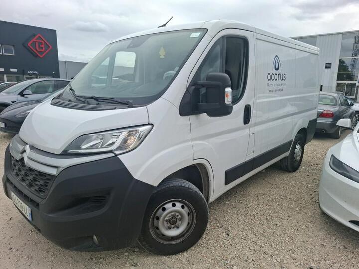Citroen Jumper tole 33 L1H1 Bluehdi 120 S&S BVM6 Driver