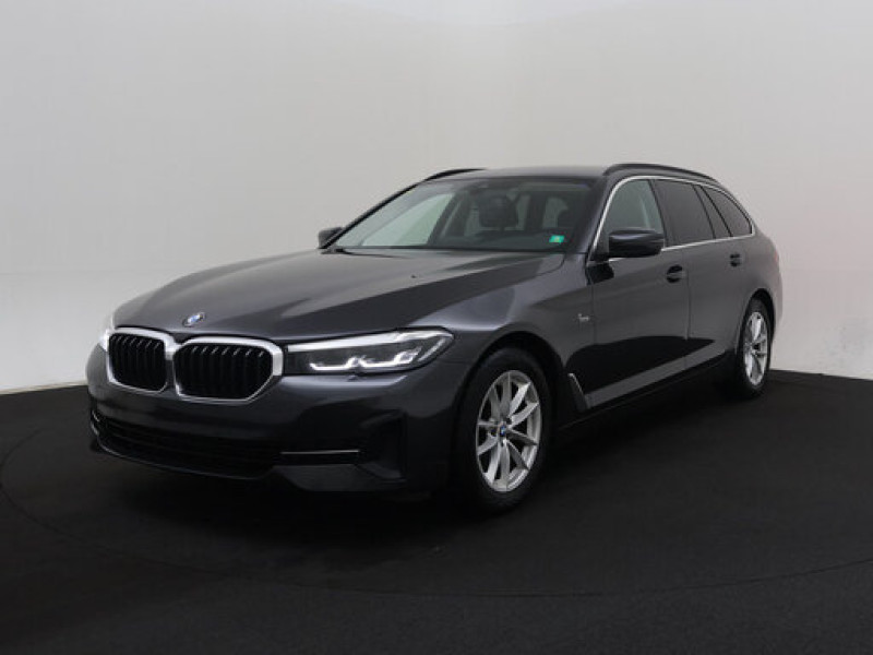 BMW 5-serie Touring 518D Touring AUT. | Winterpack | Leather | Cruise | VC | Camera | PDC | Towbar |