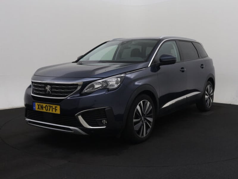 Peugeot 5008 1.2 PureTech Allure 7p. | 360* Cam | VC | Cruise | Towbar | Clima | PDC |