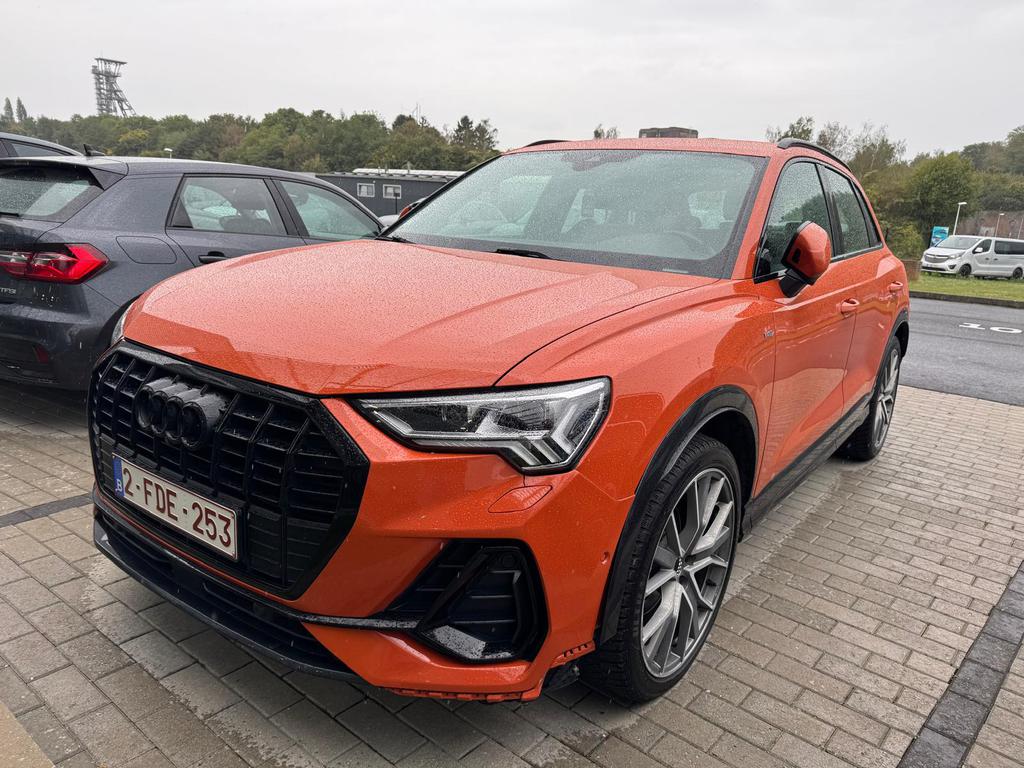 AUDI Q3 35 TFSI S line S tronic