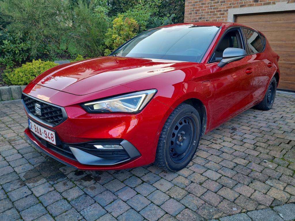 Seat Leon e-Hybrid 1.4 FR DSG (150 kW) 110 kw. NO Alloy Wheels + Winter Tyers