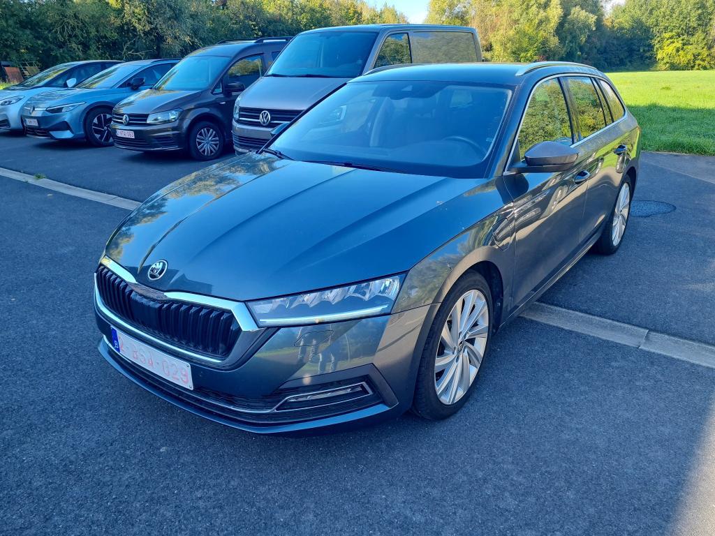 Skoda Octavia Combi SW Phev 1.4 TSI Clever DSG 110 kw.