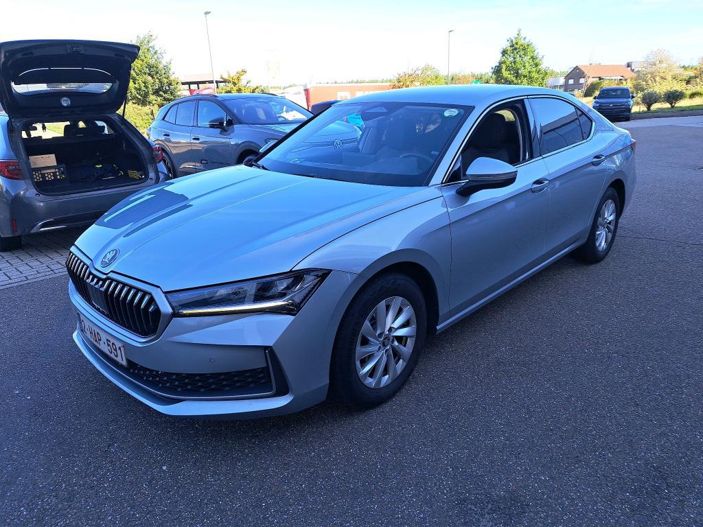 Skoda Superb 1.5 TSI ACT Mhev Corporate DSG 110 kw.