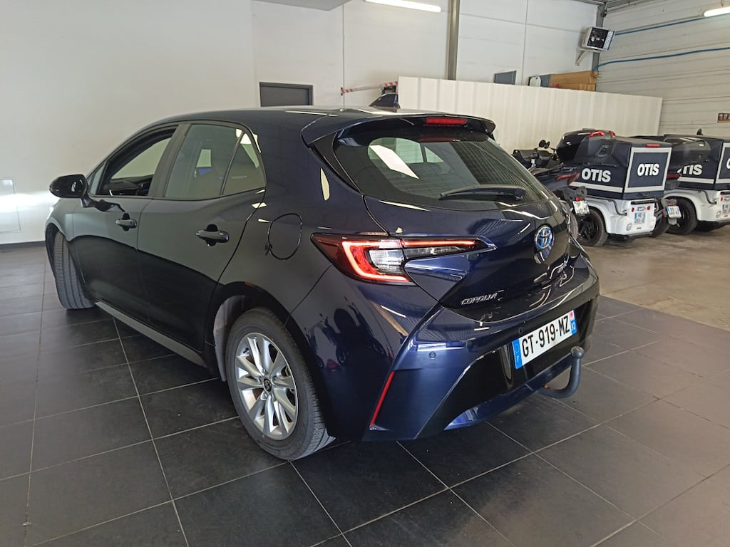 Toyota Corolla Corolla 1.8 140ch Dynamic Business + Programme Beyond Zero Academy