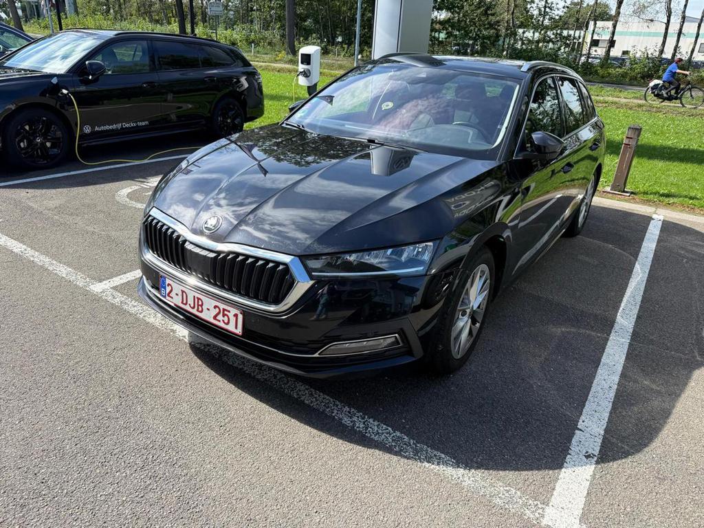 Skoda Octavia Combi SW 1.5 TSI eTec MHE Clever DSG