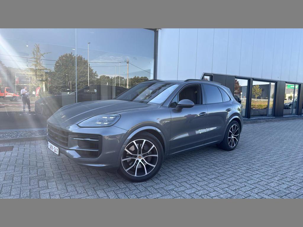 Porsche Cayenne E-Hybrid (Phev) 3.0 Turbo V6 (346 kW)
