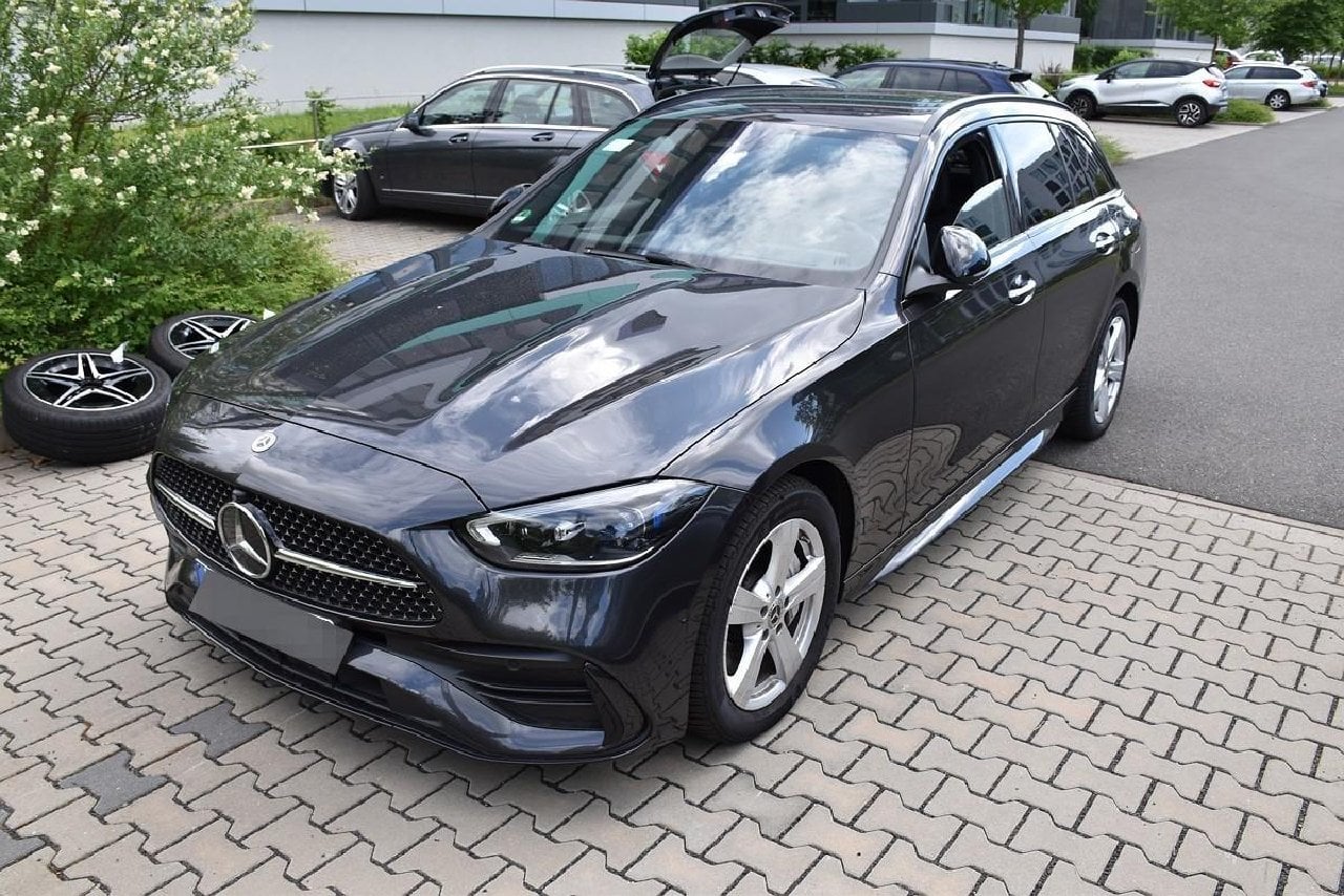 C -Klasse T-Modell C 300 T de 4Matic (206.209)Premium-Pack 2.0 AMG Line 230KW AT9 E6d