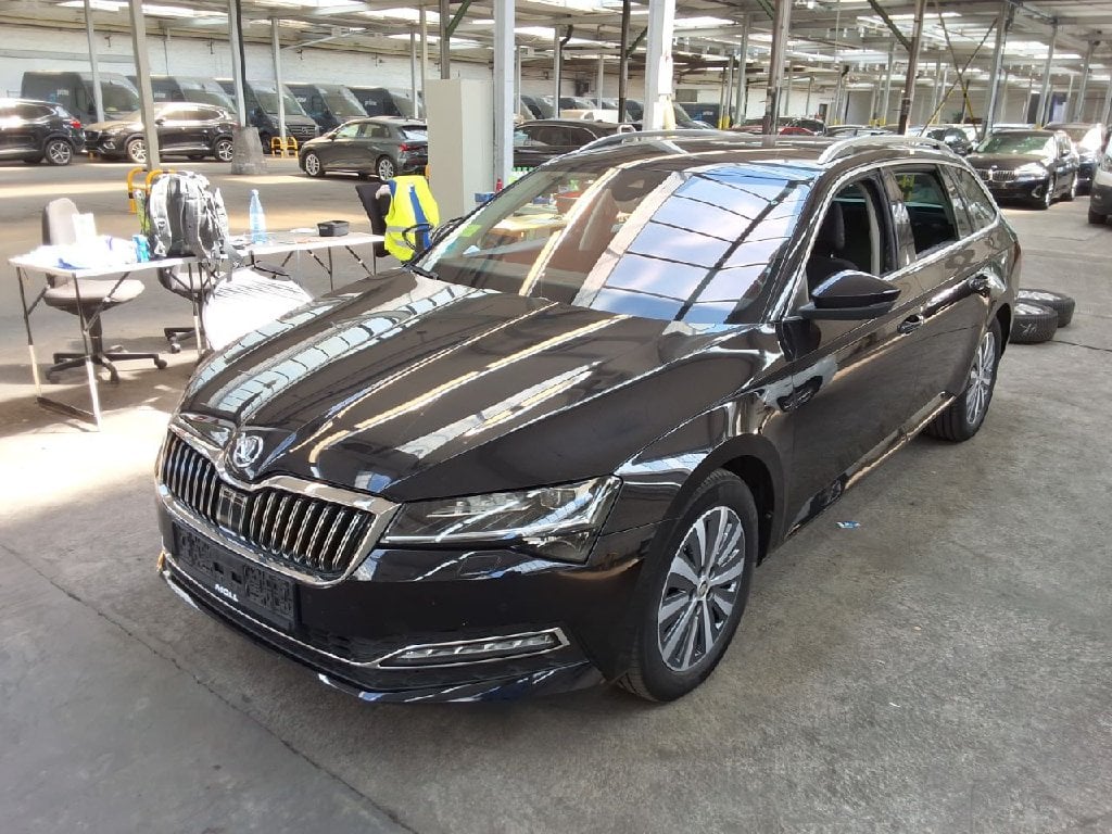 Superb Combi Style 2.0 TDI 110KW AT7 E6d