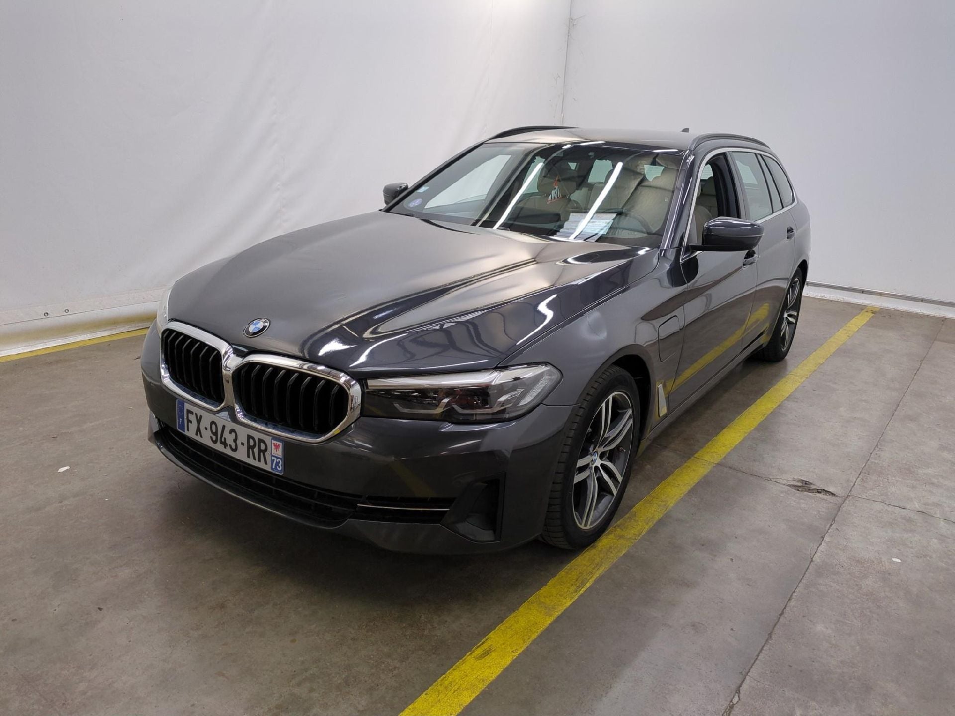 BMW Série 5 Touring 530e xDrive 292ch Busi Design BVA8