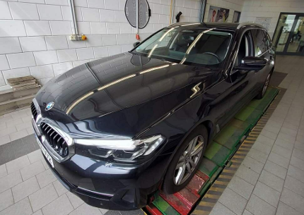 Baureihe 5 Touring 520 d 2.0 140KW AT8 E6d